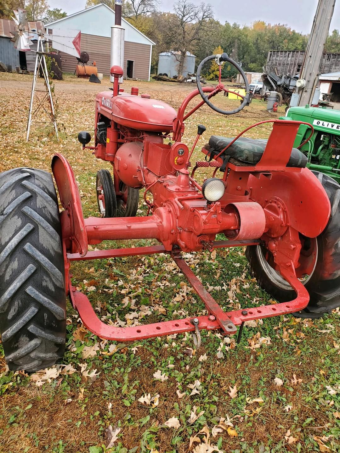 Image of Farmall B Image 1