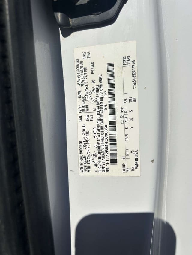 Image of Ford F-250 equipment image 4