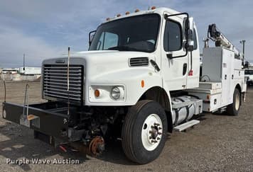 Main image Freightliner Business Class M2