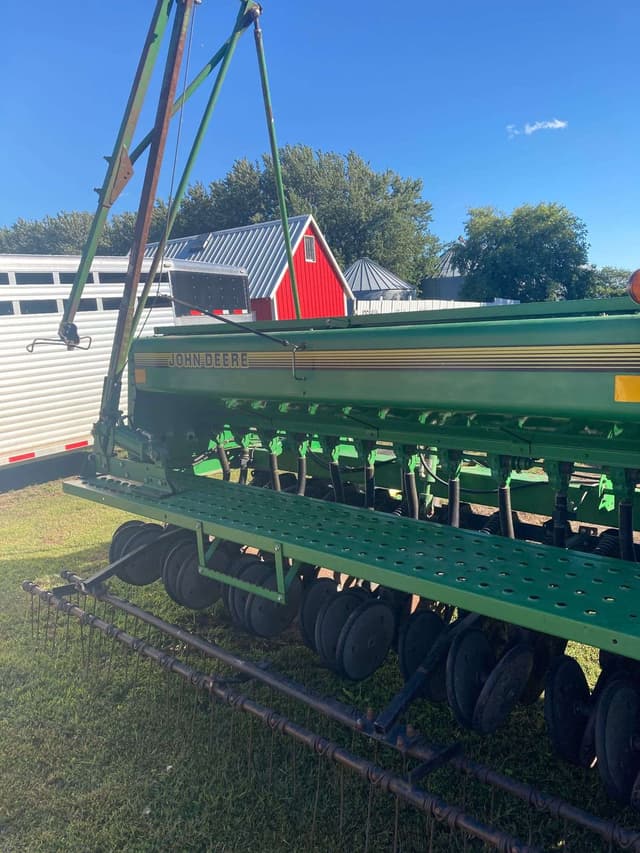 Image of John Deere 455 equipment image 3