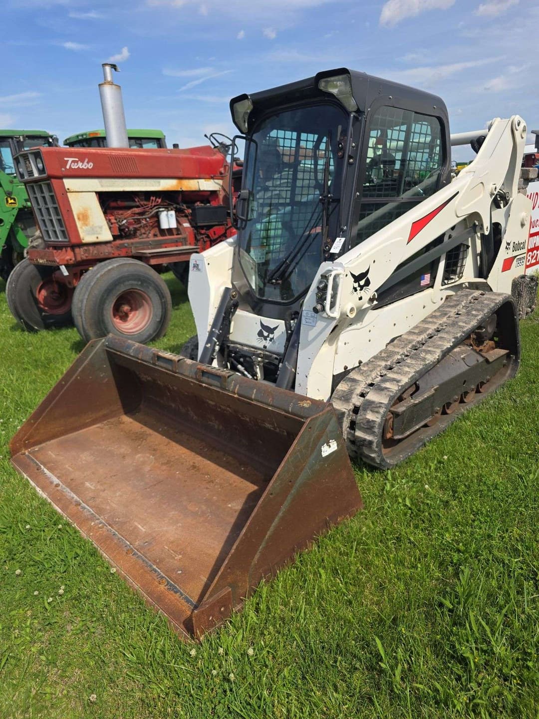 Image of Bobcat T595 Primary image