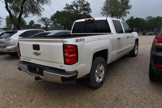 Image of Chevrolet 1500 equipment image 2