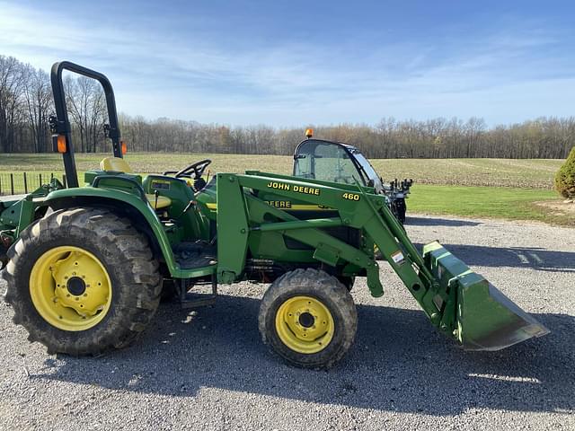 Image of John Deere 4700 equipment image 1
