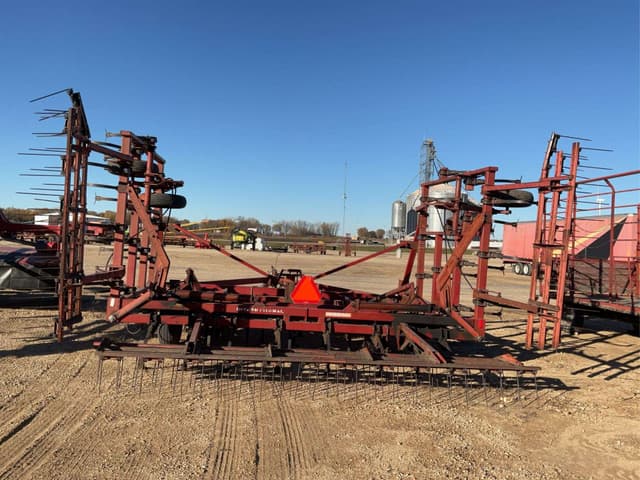 Image of International Harvester 4700 equipment image 4