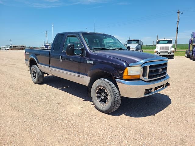 Image of Ford F-250 equipment image 1