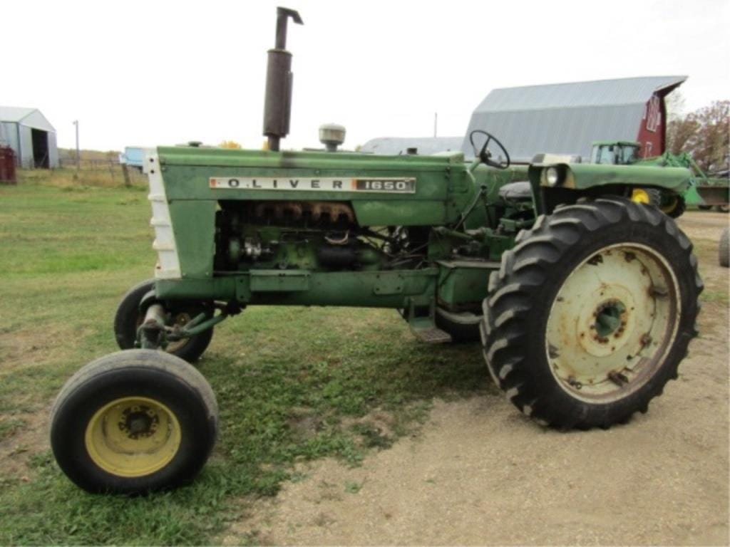 Main image Oliver 1650