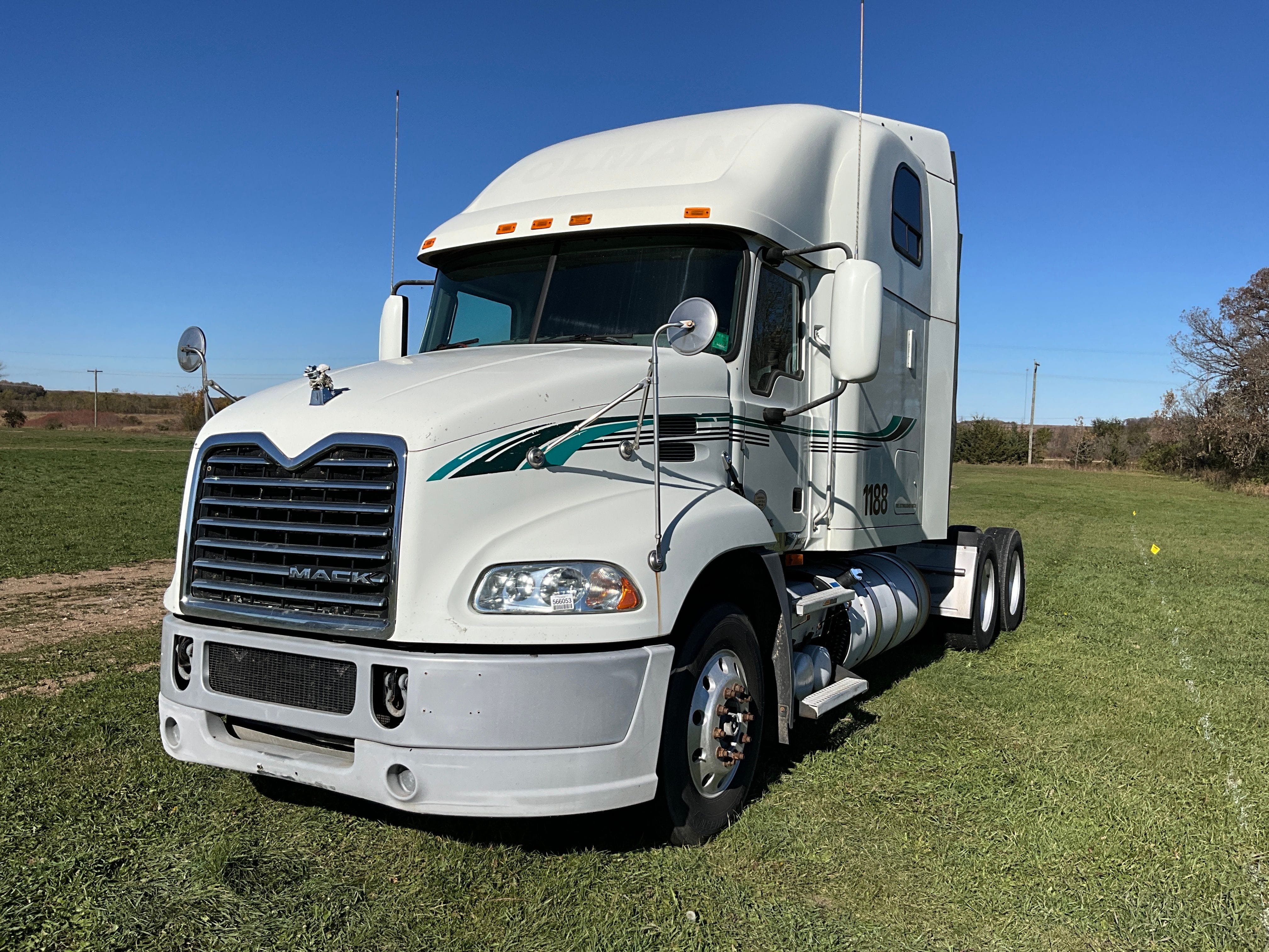 2014 Mack CXU Equipment Image0