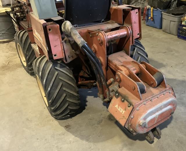 Image of Ditch Witch 350SX equipment image 3