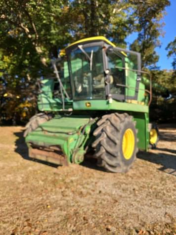 Main image John Deere 8820