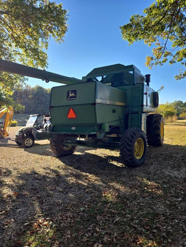 Image of John Deere 8820 equipment image 4