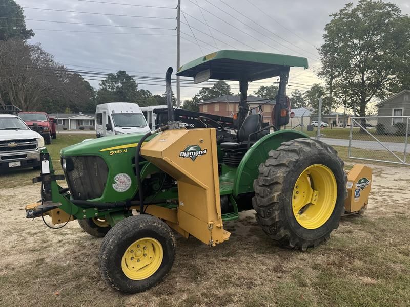 Main image John Deere 5065M