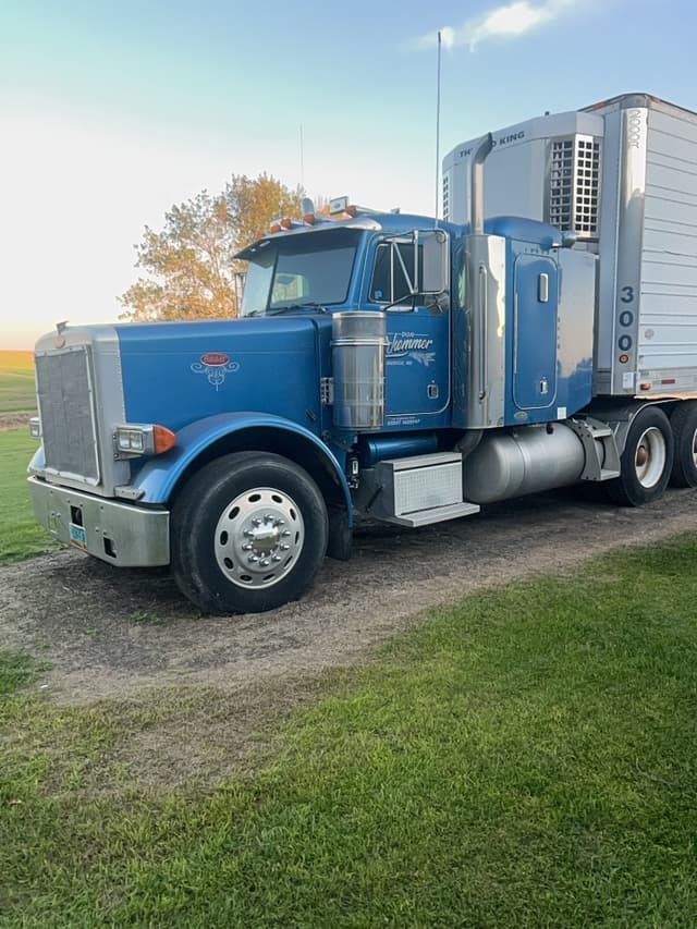 Image of Peterbilt 379 equipment image 3