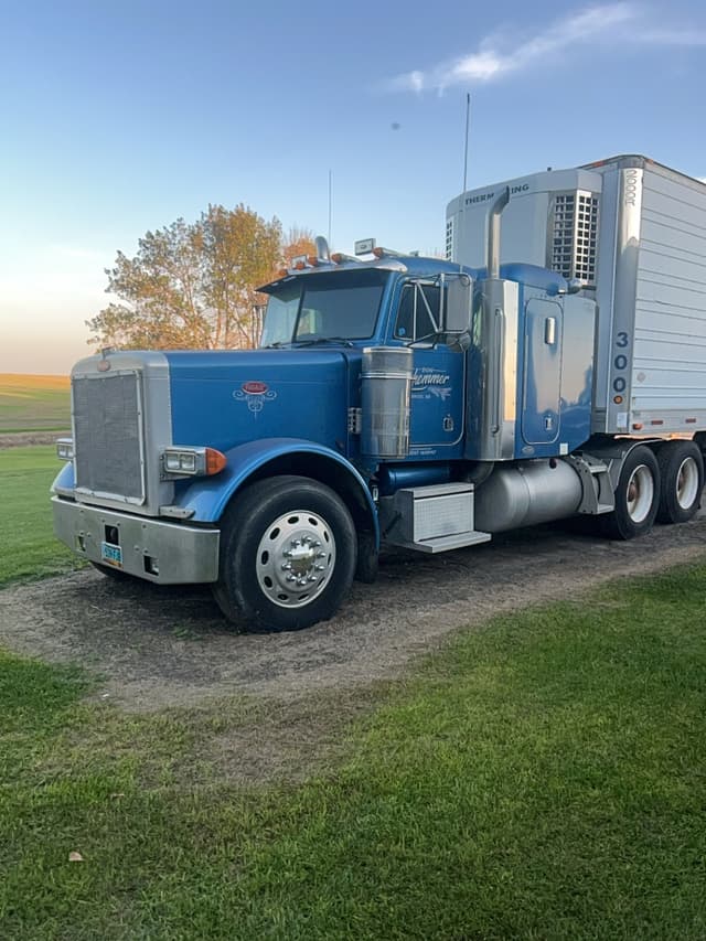 Image of Peterbilt 379 equipment image 2