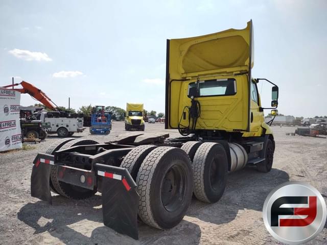 Image of International RH613 equipment image 4