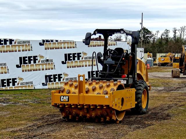 Image of Caterpillar CP44B equipment image 1