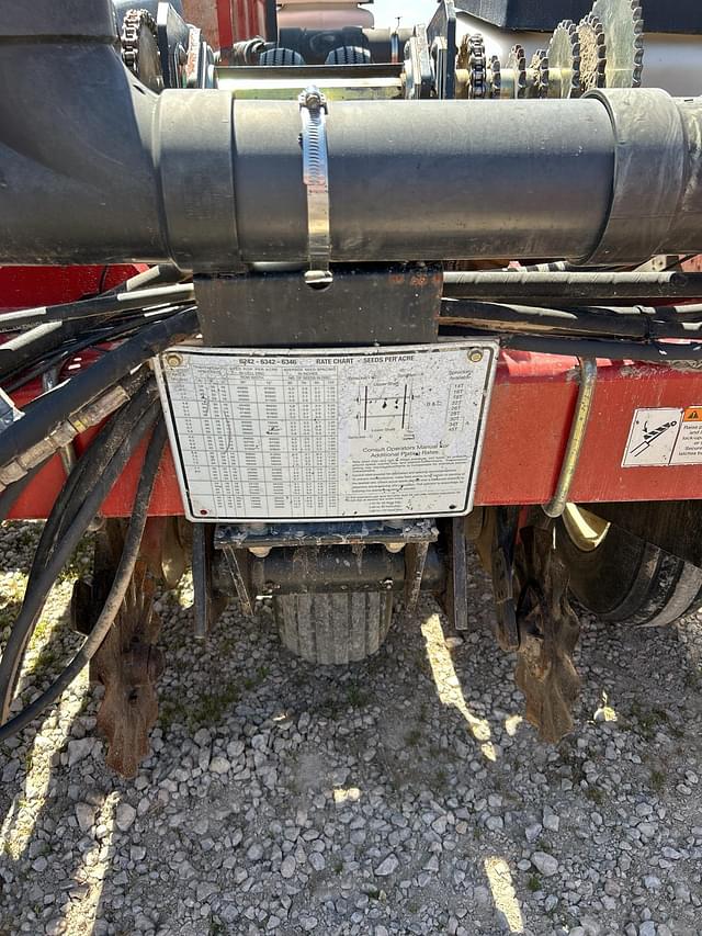 Image of White 6342 equipment image 4