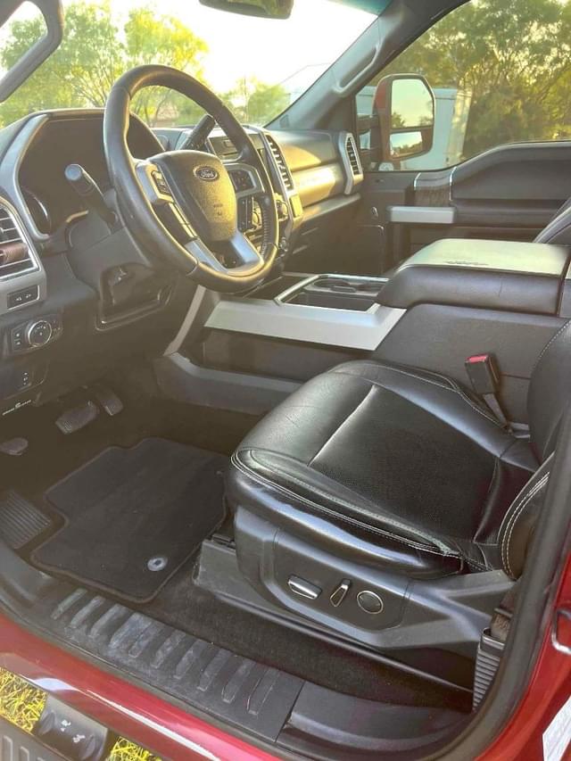 Image of Ford F-350 equipment image 4