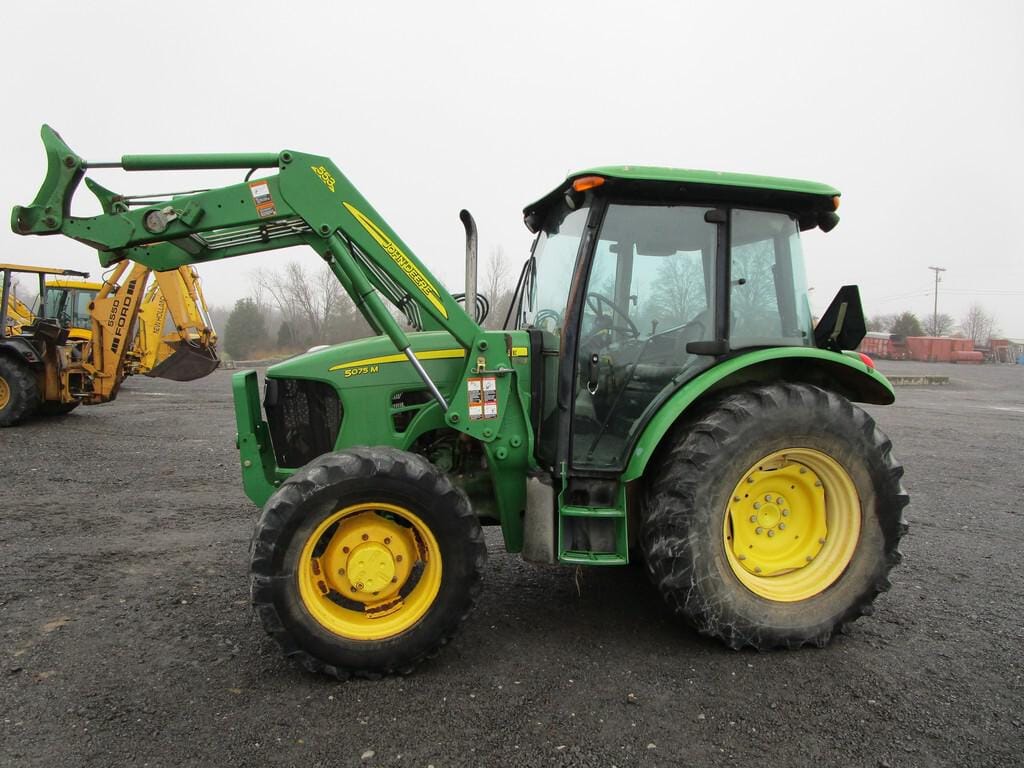 Main image John Deere 5075M