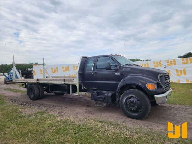 Image of Ford F-650 equipment image 2