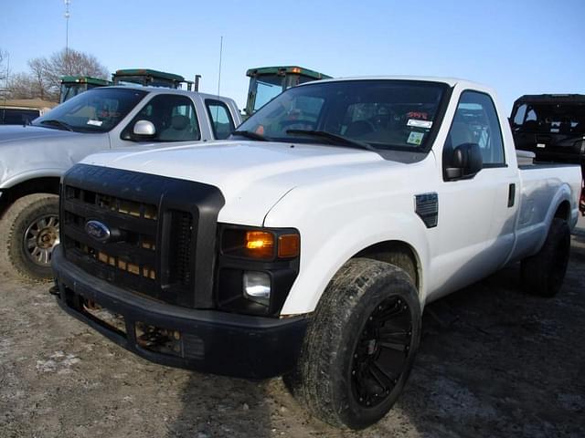 Image of Ford F-250 equipment image 1