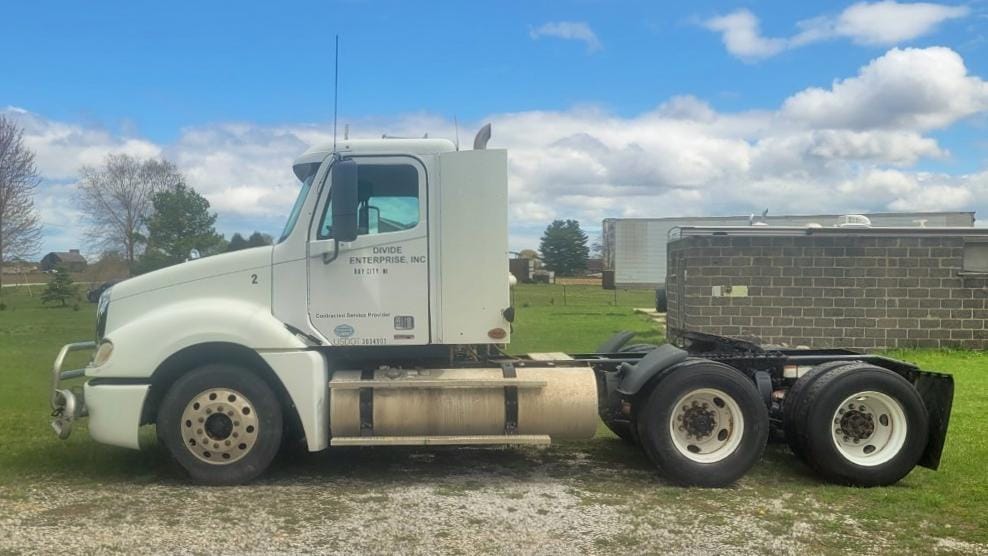 Main image Freightliner Columbia
