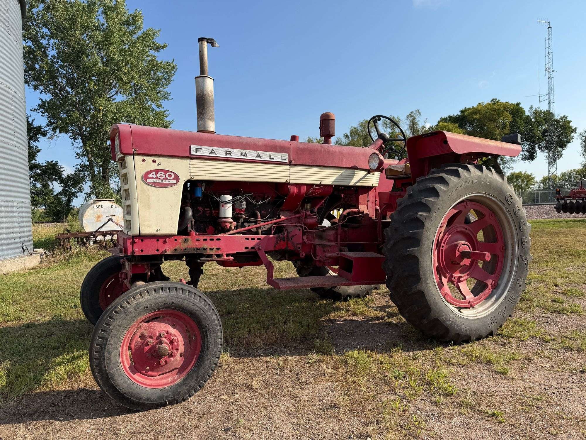 Farmall 460 Equipment Image0