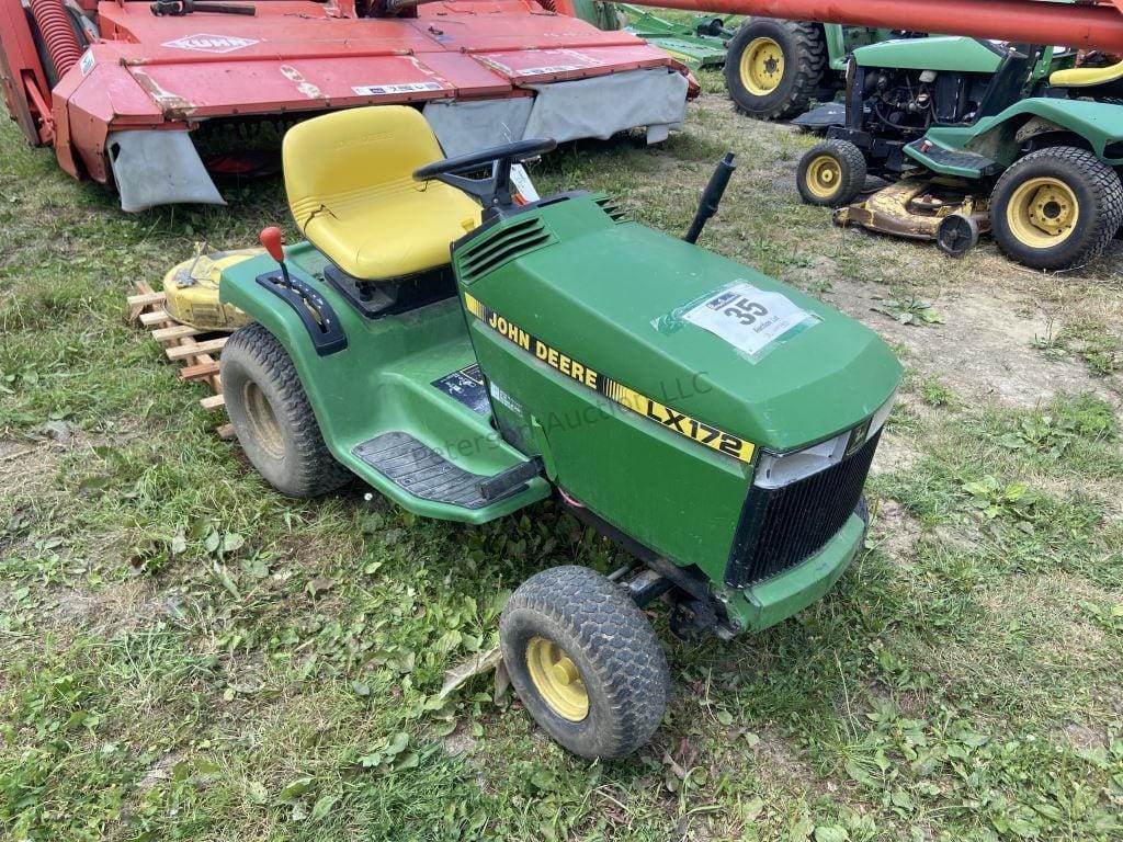 Main image John Deere LX172