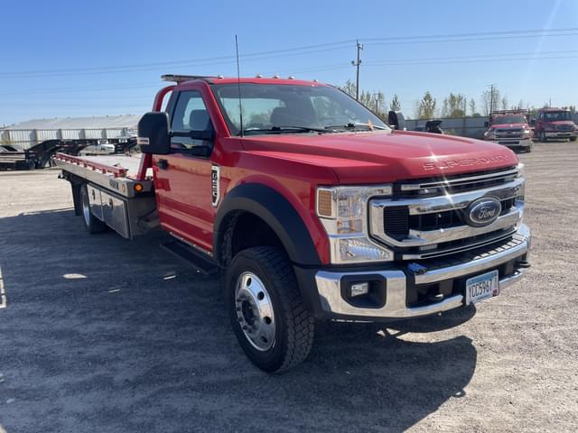 Image of Ford F-550 equipment image 3