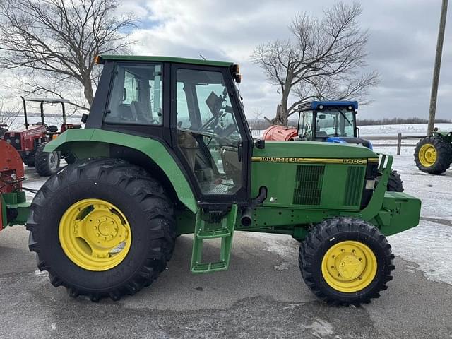 Image of John Deere 6400 equipment image 4