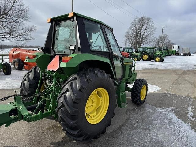 Image of John Deere 6400 equipment image 3