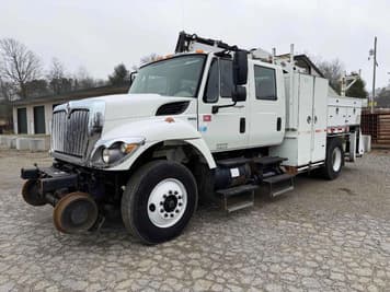 Main image International 7300