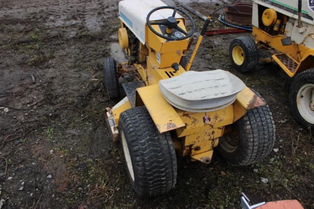 Image of Cub Cadet 102 equipment image 2