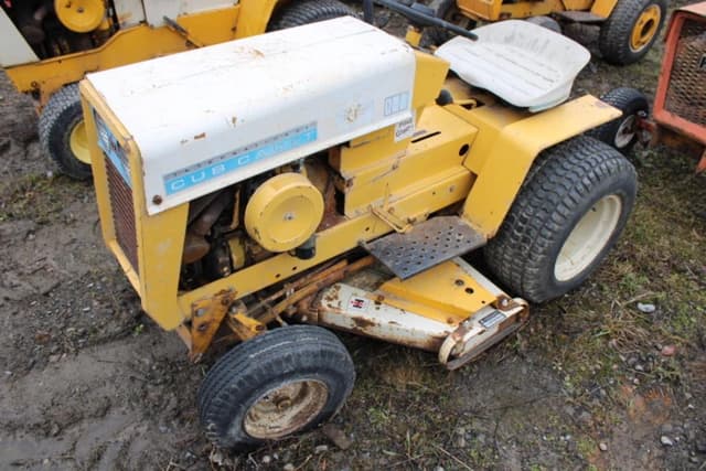 Image of Cub Cadet 102 equipment image 1