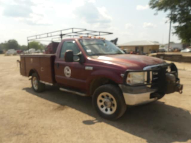 Image of Ford F-350 equipment image 1