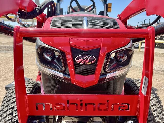 Image of Mahindra 2126 HST equipment image 1