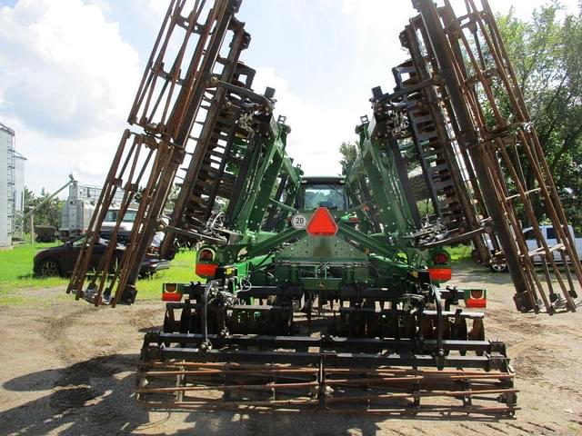 Image of John Deere 2660VT equipment image 4