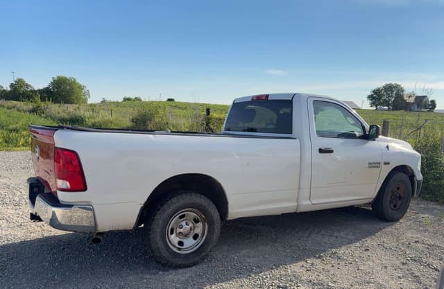 Image of Dodge Ram 1500 equipment image 3