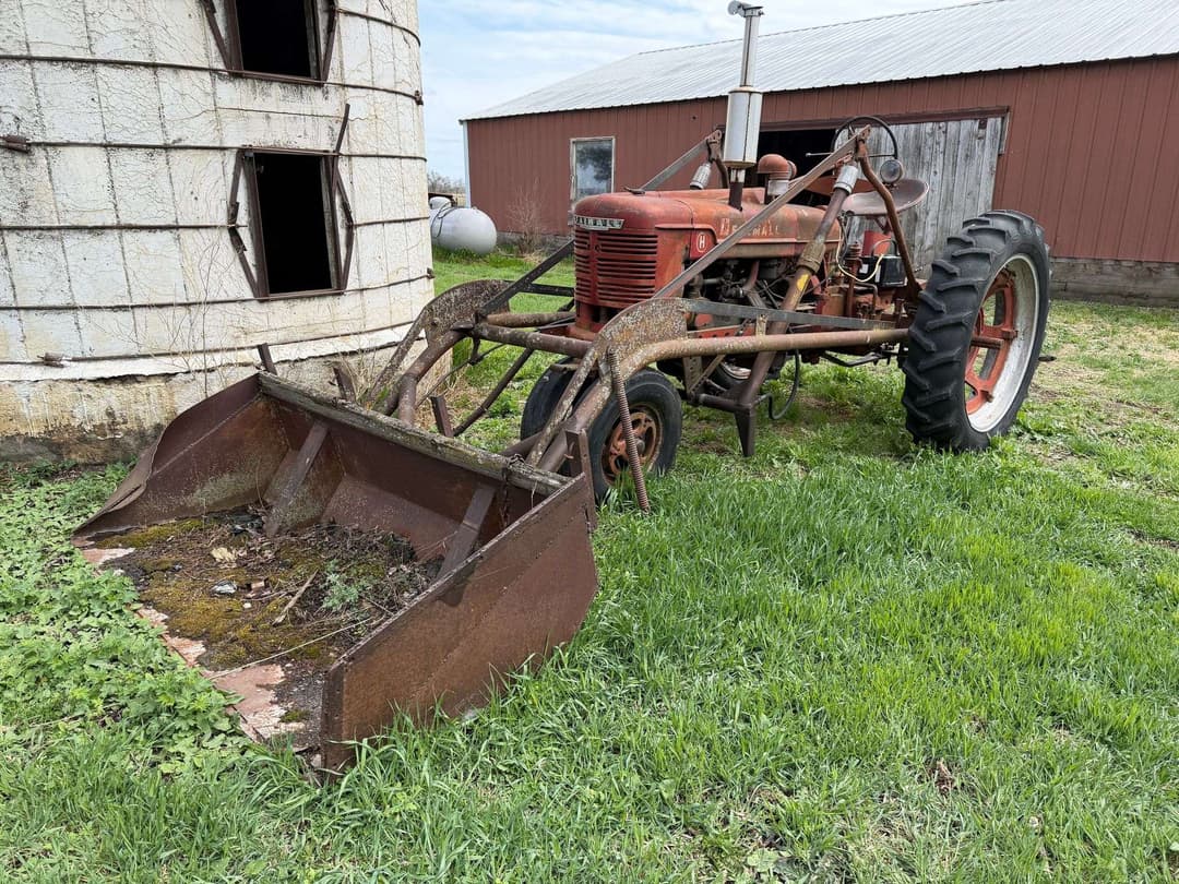 Image of Farmall H Primary image