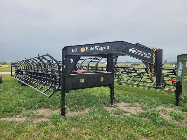 Image of  Industrias America Bale Wagon equipment image 1