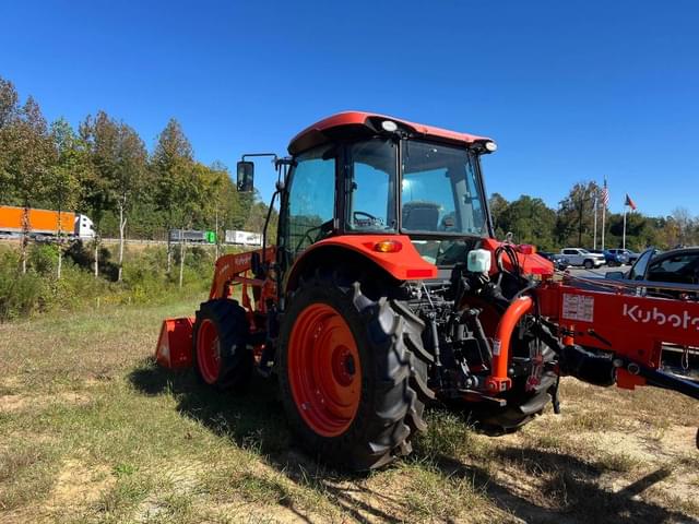 Image of Kubota M4D-061 equipment image 2