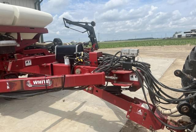 Image of White 8500 equipment image 3