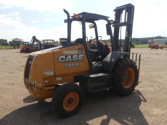 Image of Case 586H equipment image 2