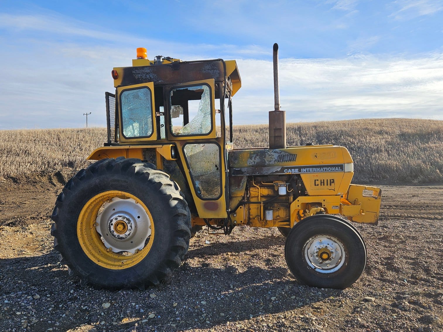 Case IH 695 Equipment Image0
