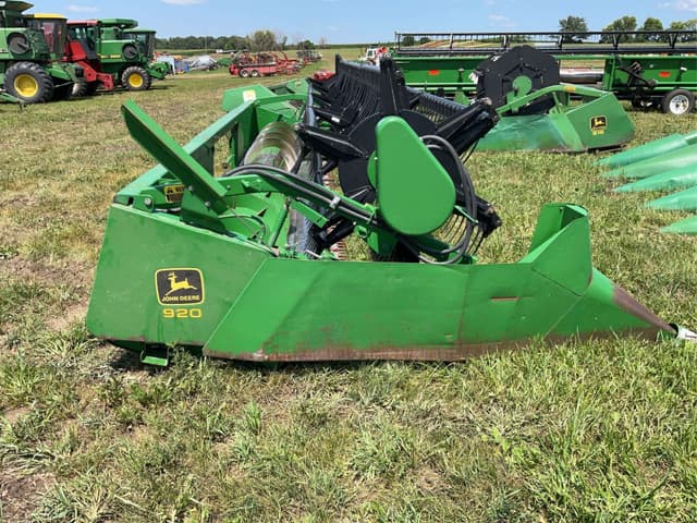 Image of John Deere 920 equipment image 1