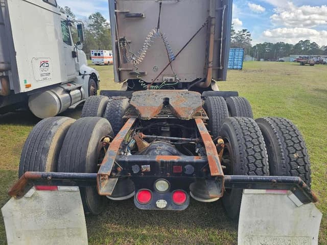 Image of Freightliner Detroit 60 equipment image 4