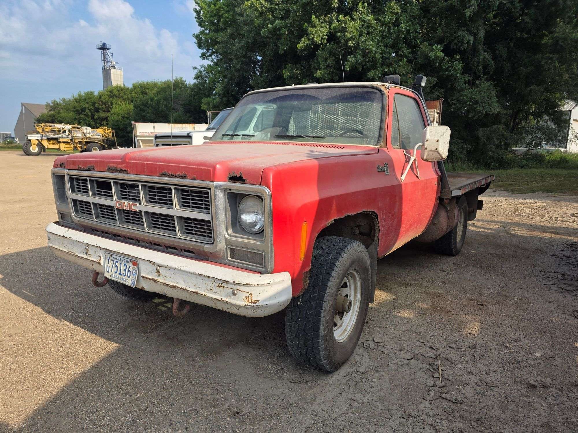 1979 GMC Sierra 35 Equipment Image0