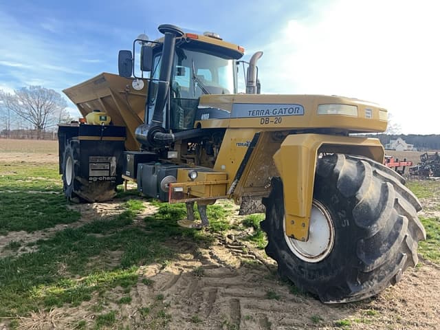 Image of Terra-Gator 6103 equipment image 1