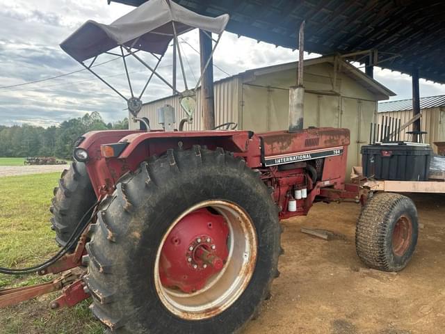 Image of International Harvester 784 equipment image 1
