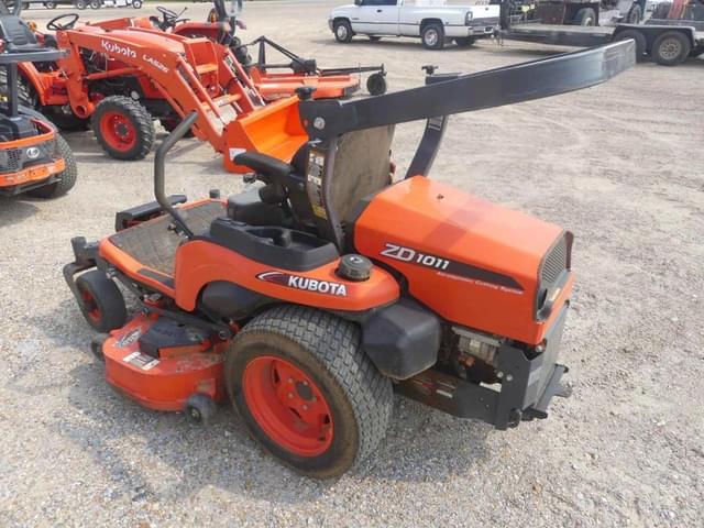 Image of Kubota ZD1011 equipment image 3