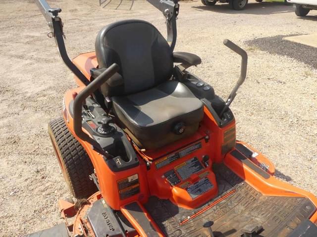Image of Kubota ZD1011 equipment image 4